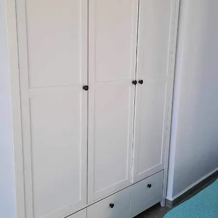 Seaside Serenade 1, * Hermópolis