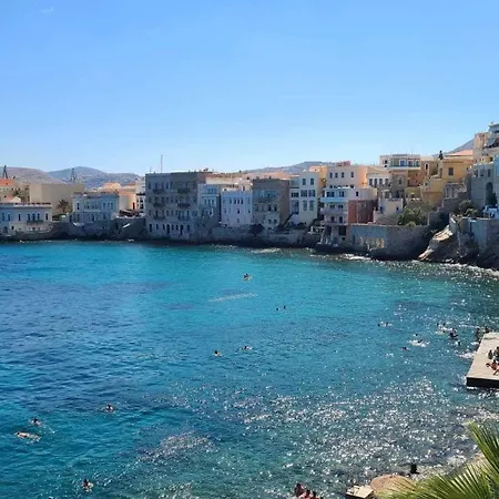 Seaside Serenade 1, * Hermópolis