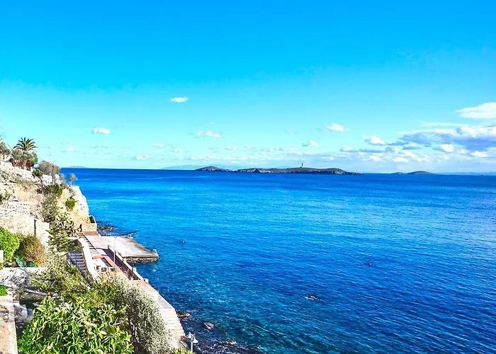 Seaside Serenade 1, Daire *